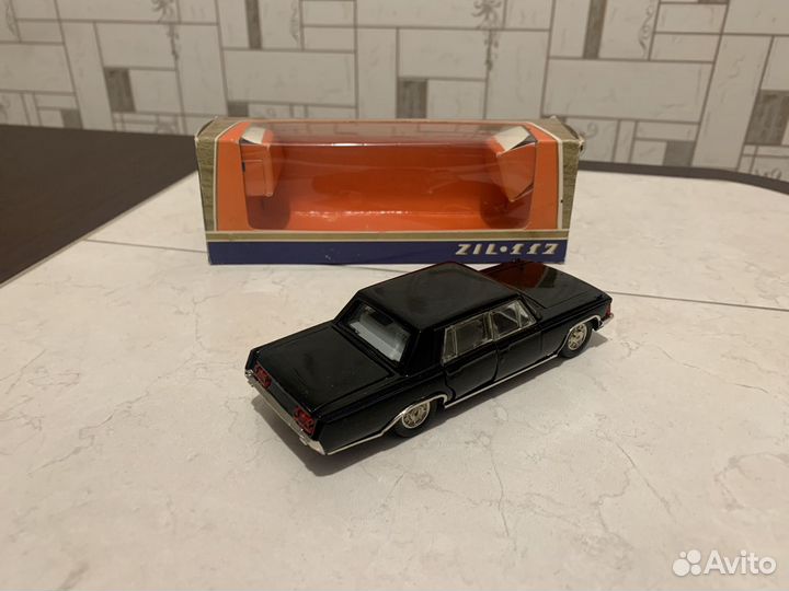 Модель автомобиля ЗИЛ-117