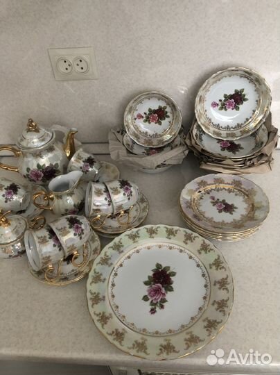 Набор посуды. Роза, тарелок,Чехия оригинал