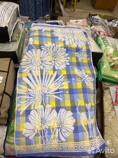 Махровые полотенца новые