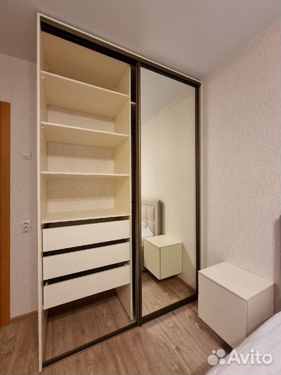 Встраиваемый шкаф