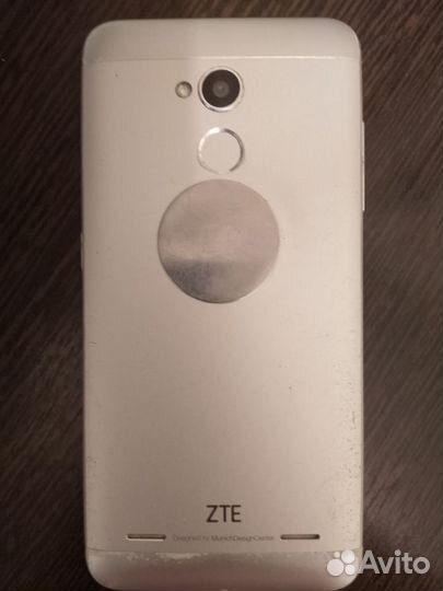 ZTE Blade V7 Lite, 2/16 ГБ