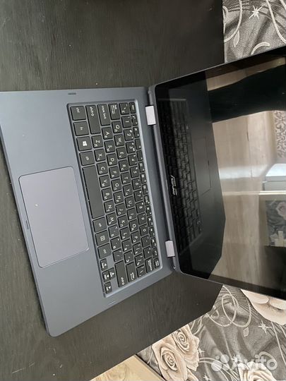 Ноутбук asus