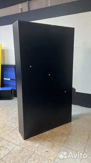 Стеллаж с открытыми полками