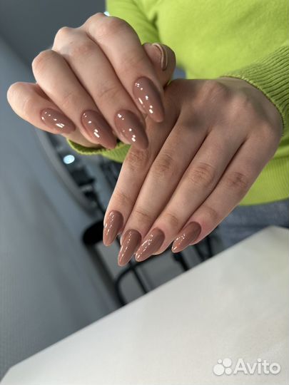 Маникюр педикюр