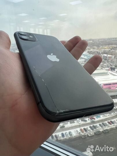 iPhone 11, 64 ГБ