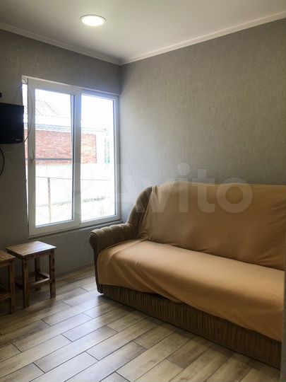 Дом 40 м² на участке 2 сот.