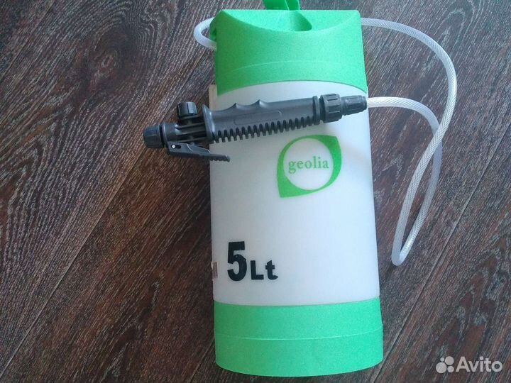 Опрыскиватель садовый ручной