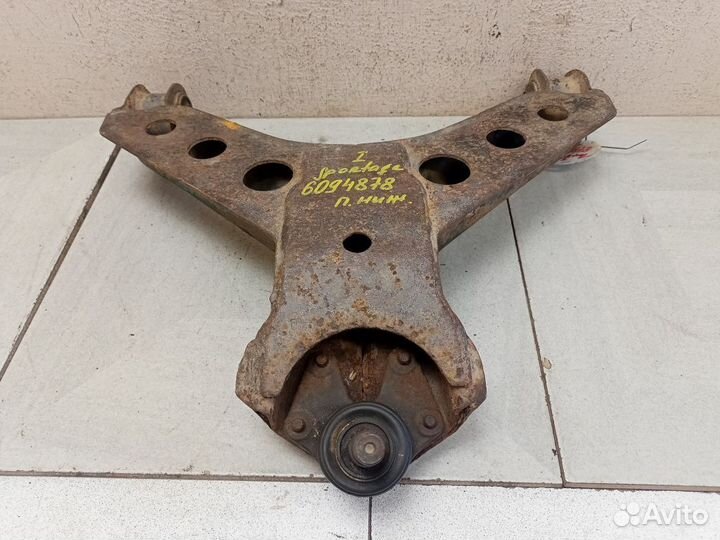 Рычаг передний нижний Киа