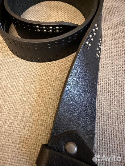 Мужской кожаный ремень черный для джинсов