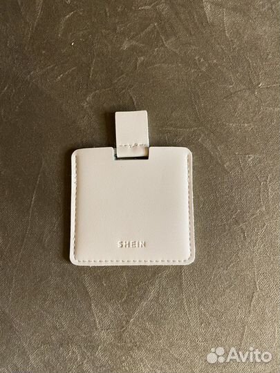 Металлическое зеркало shein с чехлом