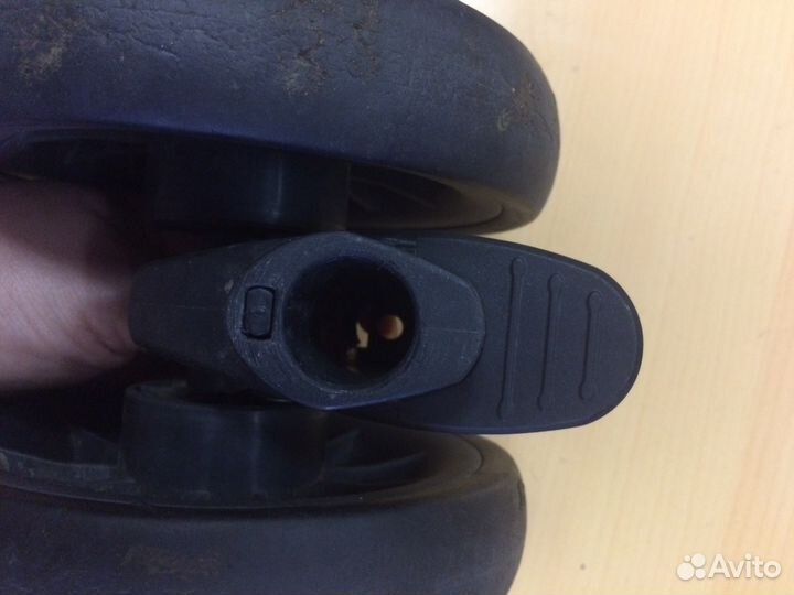 Колеса на коляску Chicco Simplisity