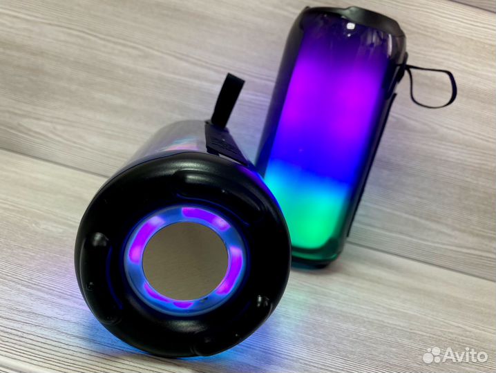 Портативная Блютуз колонка со светомузыкой