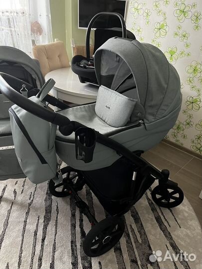 Коляска 3 в 1 Bexa Ideal