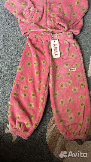 Новый костюм tinycottons 4 года