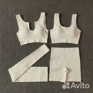 Костюм женский спортивный