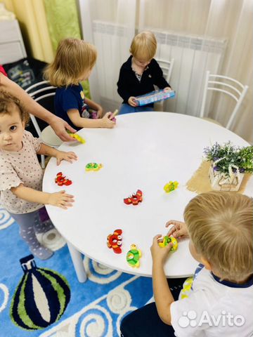 Воспитатель (частный детский сад)