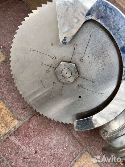 Пила EFA-85 для раздели крупного рогатого скота