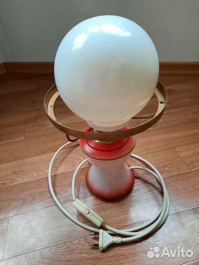 Лампа настольная Польша