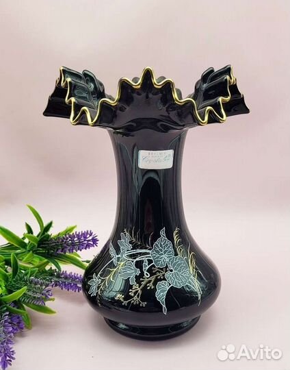 Прекрасная вазочка Богемия