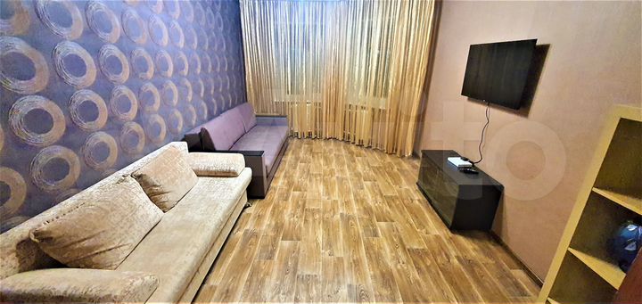 2-к. квартира, 56 м², 2/10 эт.