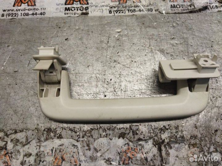 Ручка внутренняя потолочная задняя Ford Focus 3