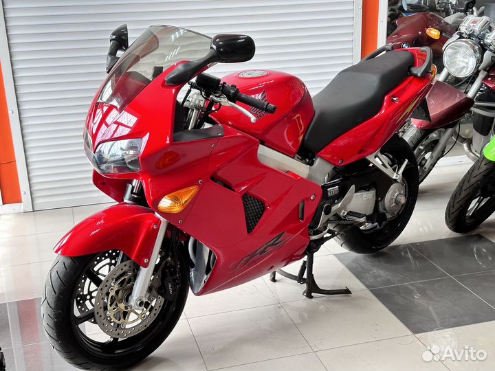 Honda VFR 800