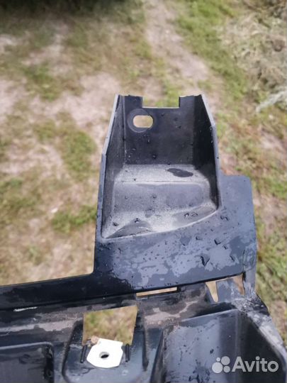 Ленд ровер велар кронштейн переднего бампера центр