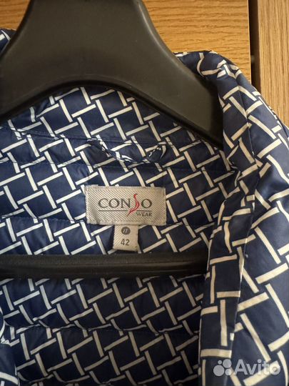 Пуховик женский 42 44