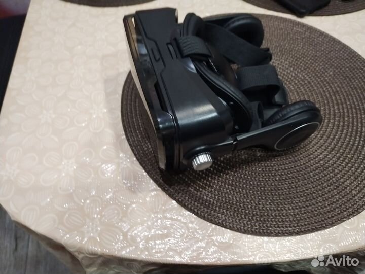 Очки виртуальный реальности