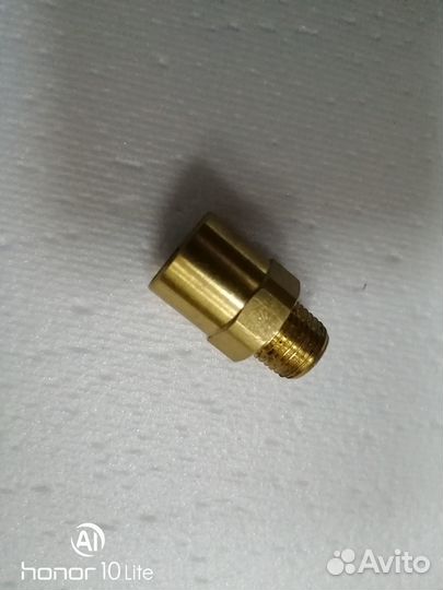 Фитинг (прямой) 6-М10*1