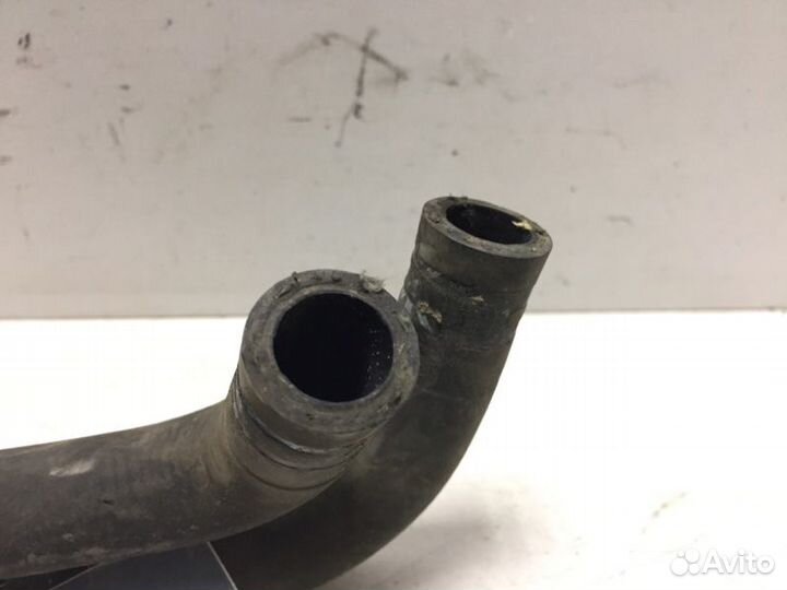 Шланг системы охлаждения Volkswagen Golf 4