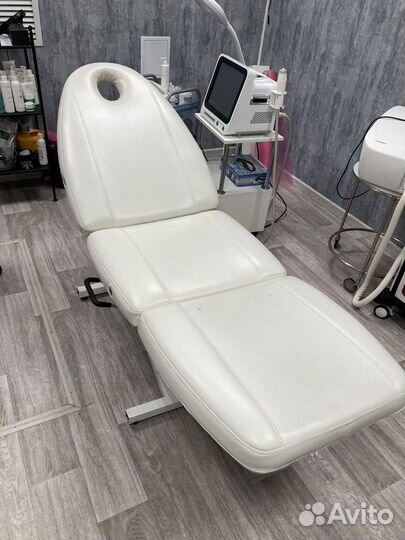 Косметологическая кушетка «Слава»
