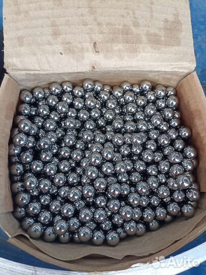Металлический шар.для рогатки