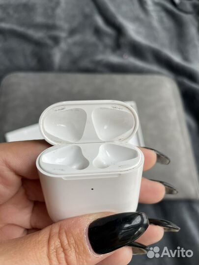 Кейс для airpods 2 оригинал