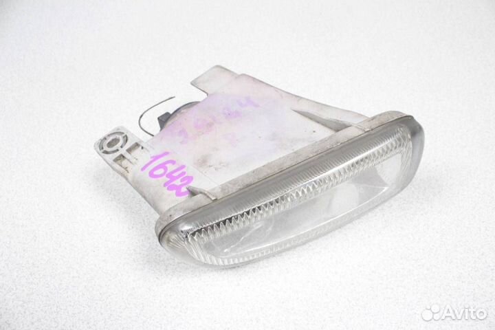 Фара противотуманная передняя правая Toyota