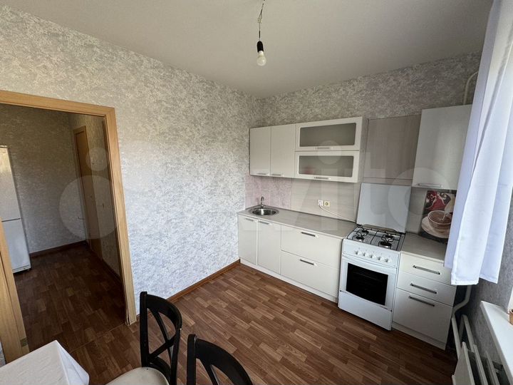 2-к. квартира, 62 м², 3/10 эт.