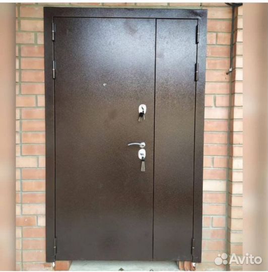 Дверь входная металлическая