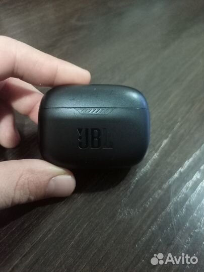 Беспроводные наушники jbl