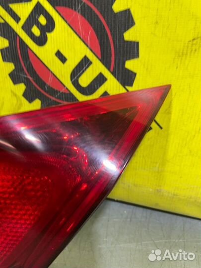 Фонарь задний внутренний задний правый Opel Astra