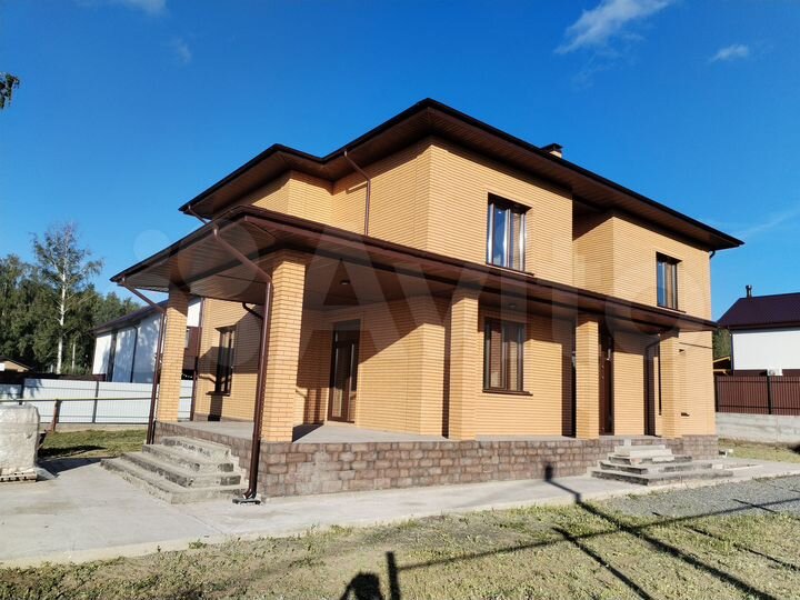 Дом 214,4 м² на участке 14 сот.