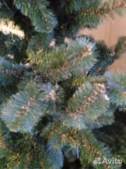 Елка искусственная