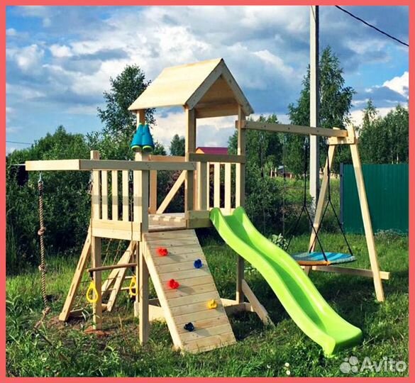 Детская площадка с игровым балкончиком