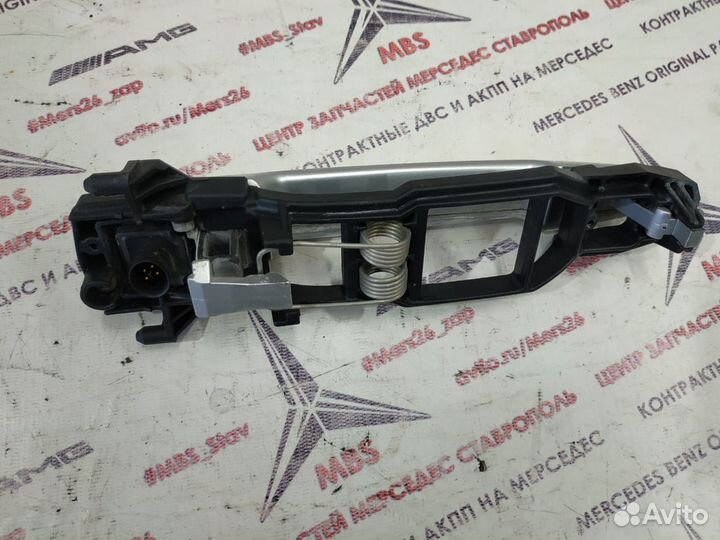 Ручка двери W210 Mercedes рест (комплект)