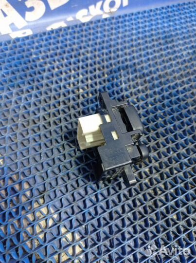 Блок управления зеркалами Mazda 6 Gg седан AJ 2003