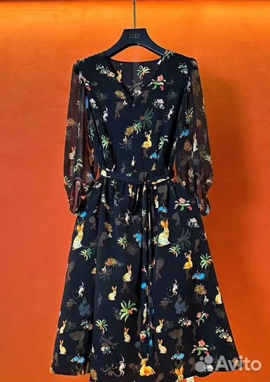 Шолковое платье