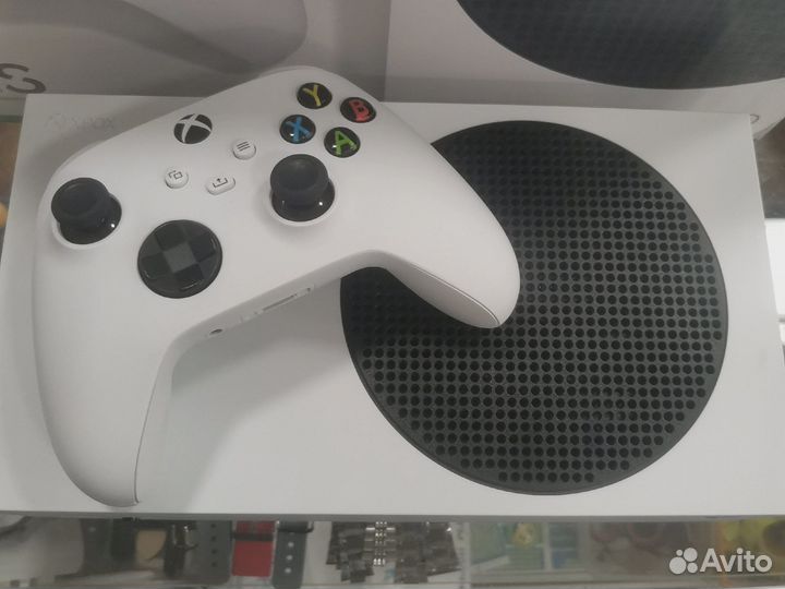Приставка Xbox series S+много игр