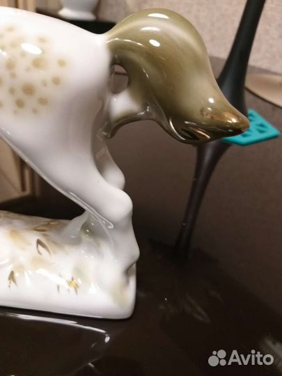 Статуэтка лошадь фарфоровая