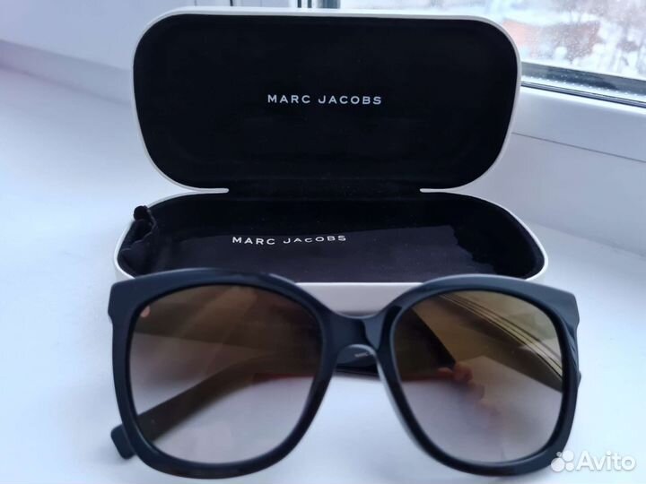 Солнцезащитные очки marc jacobs
