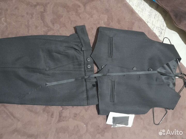 Школьный костюм