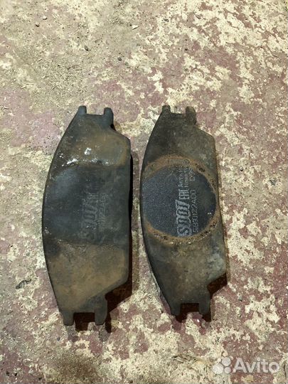 Тормозные колодки на hyundai getz б/у